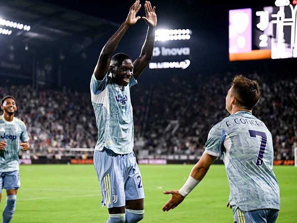 Meski Diminati Newcastle, Randal Kolo Muani Lebih Pilih Juventus